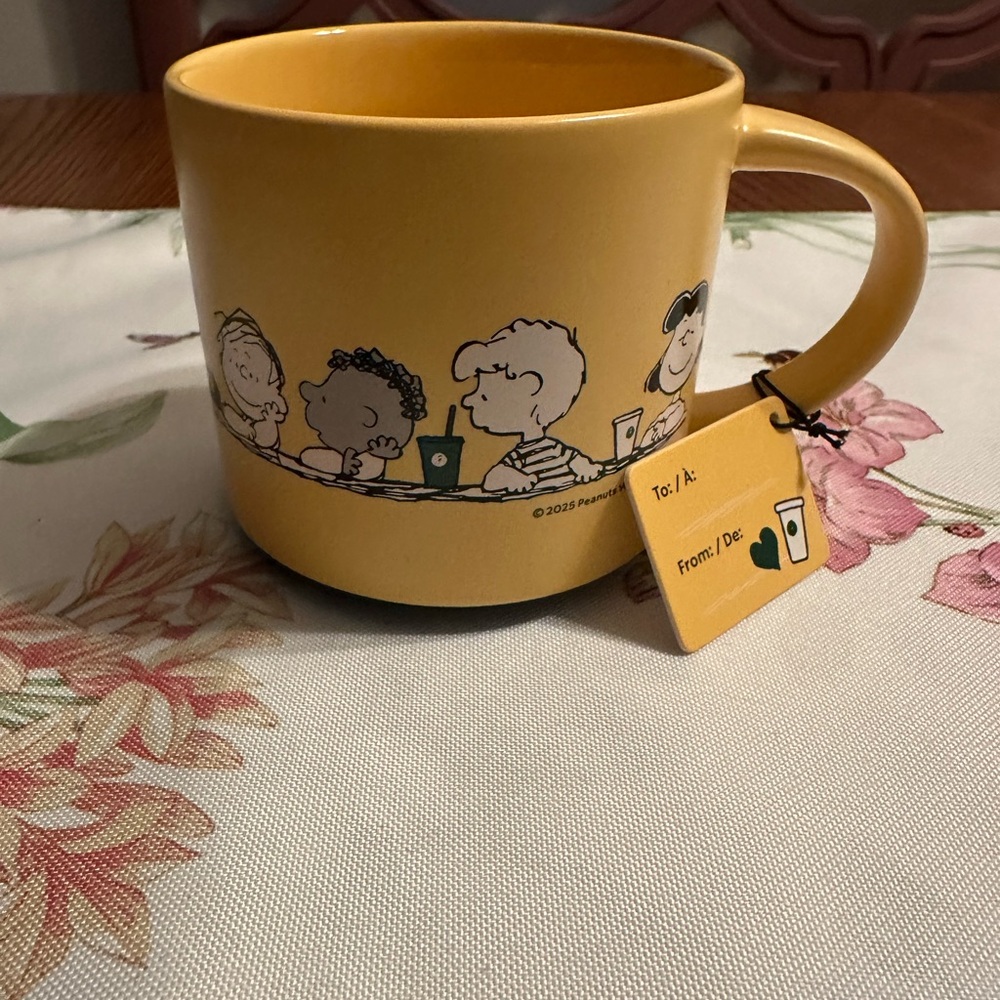 Starbucks Peanuts Yellow and White Box